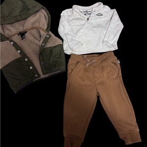 Eddie Bauer Little Boys Fleece Lined Vest, Long Sleeve Shirt and Khaki Joggers